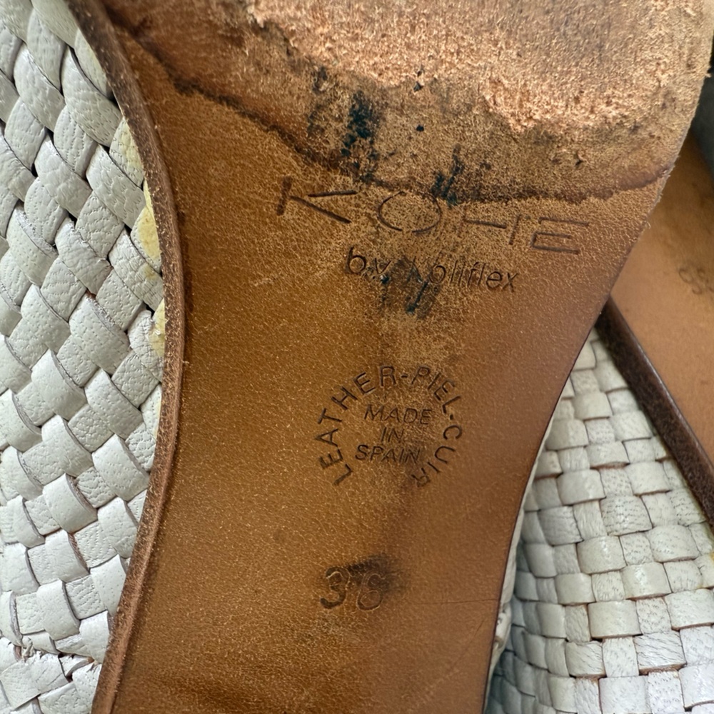 Kohe Woven Leather Boots - Picture 6 of 11